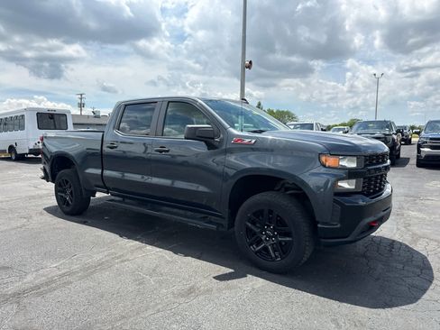 Used 2021 Chevrolet Silverado 1500 Custom Trail Boss w/ Safety Confidence Package AWD/4WD image 7