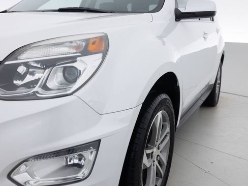Used 2016 Chevrolet Equinox LTZ w/ Enhanced Convenience Package FWD image 12