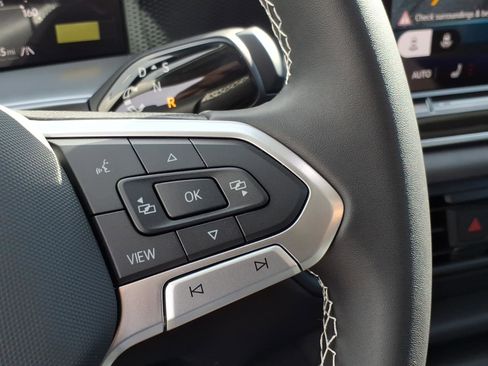 New 2026 Volkswagen Tiguan SE AWD/4WD image 20