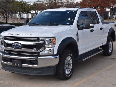 Used 2020 Ford F250 XL w/ STX Appearance Package image 2
