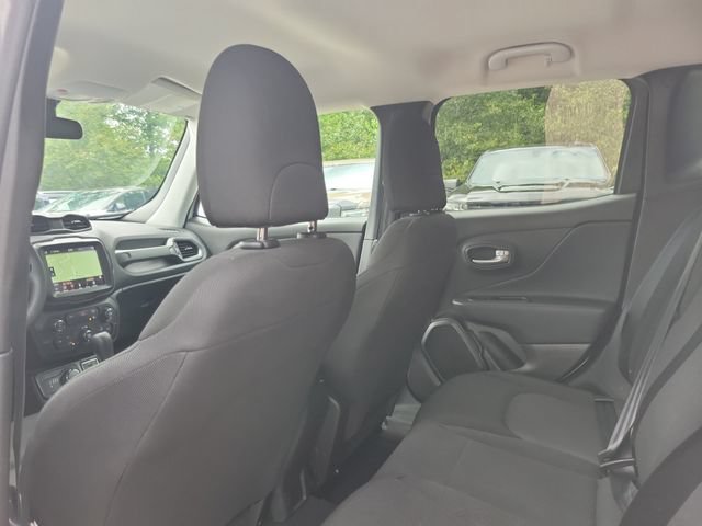Used 2023 Jeep Renegade Latitude AWD/4WD image 27