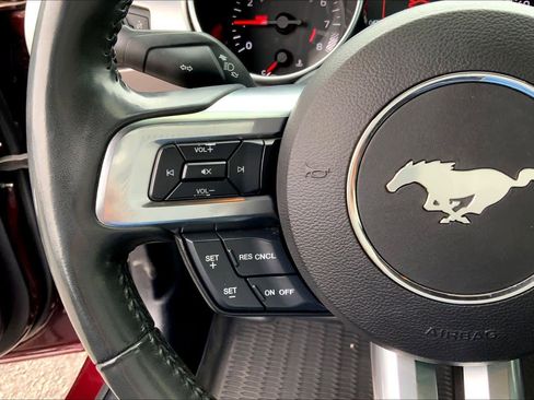 Used 2018 Ford Mustang GT Premium image 18