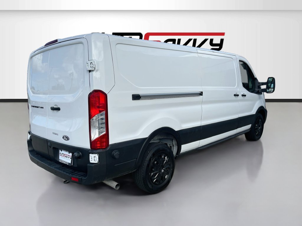 Used 2026 Ford Transit 250 Low Roof w/ Load Area Protection Package RWD image 7