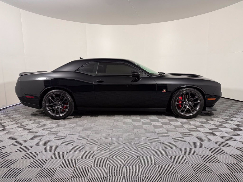 Used 2022 Dodge Challenger R/T Scat Pack w/ Plus Package RWD image 6