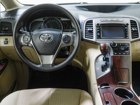 Used 2013 Toyota Venza LE FWD image 21