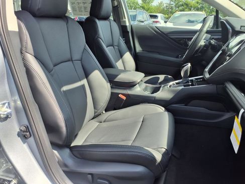 New 2025 Subaru Outback Limited image 5