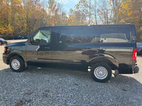 Used 2019 Nissan NV 3500 S image 9