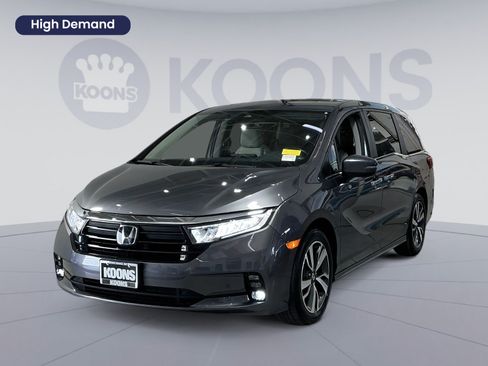 Used 2024 Honda Odyssey Touring image 1