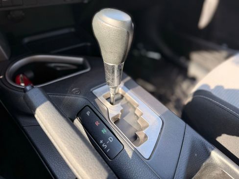 Used 2018 Toyota RAV4 XLE image 25