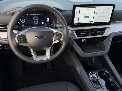 New 2026 Ford Explorer Active w/ Active Comfort Package image 47