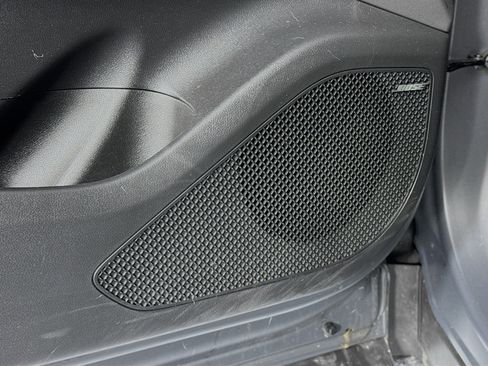 Used 2025 Hyundai Tucson Limited AWD/4WD image 19