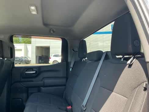 Used 2021 Chevrolet Silverado 1500 Custom AWD/4WD image 12