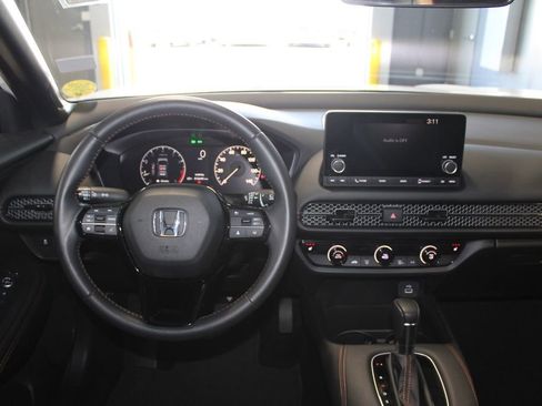 Certified 2024 Honda HR-V Sport image 22
