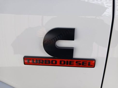 Used 2025 RAM 3500 Limited image 15