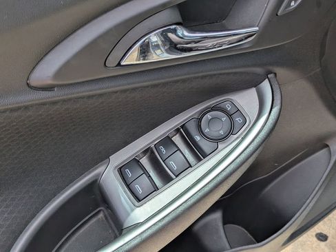 Used 2024 Chevrolet Malibu LT FWD image 9
