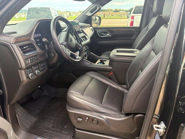 Used 2021 Chevrolet Tahoe Z71 w/ Z71 Off-Road Package AWD/4WD image 8