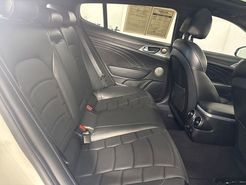 Used 2023 Kia Stinger GT2 image 27