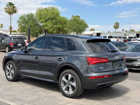 Used 2020 Audi Q5 2.0T Premium w/ Titanium Sport Package AWD/4WD image 5