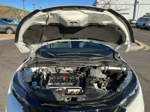 Used 2022 Honda HR-V Sport image 16