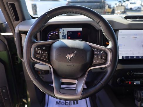 Used 2023 Ford Bronco Badlands AWD/4WD image 13