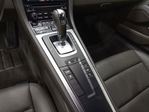 Used 2019 Porsche 718 Cayman image 18