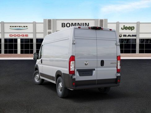 New 2026 RAM ProMaster 2500 w/ Convenience Group FWD image 3
