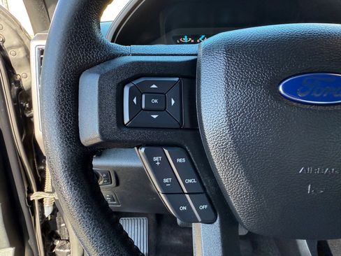 Used 2016 Ford F150 XLT w/ Equipment Group 302A Luxury image 38