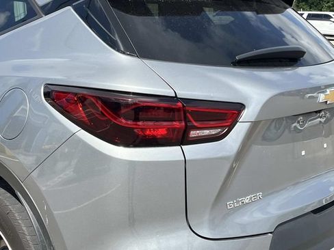 Certified 2023 Chevrolet Blazer LT FWD image 11