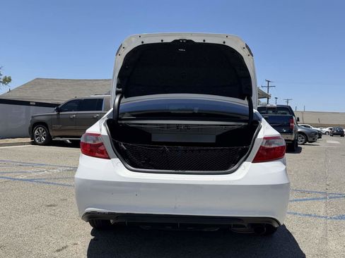 Used 2017 Toyota Camry SE FWD image 16