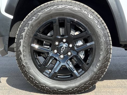 New 2025 Chevrolet Colorado Trail Boss w/ Midnight Edition image 25