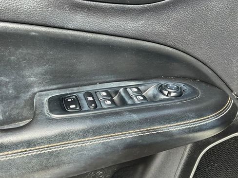 Used 2018 Jeep Compass Latitude w/ Popular Equipment Group AWD/4WD image 13