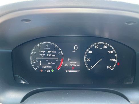 Used 2025 Honda HR-V Sport image 7