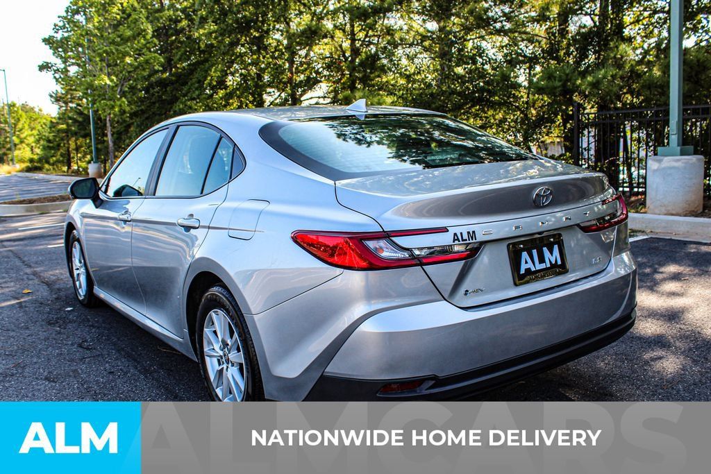 Used 2025 Toyota Camry LE FWD image 4