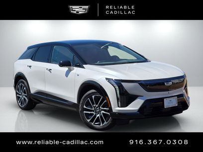 New 2025 Cadillac Optiq Sport 2