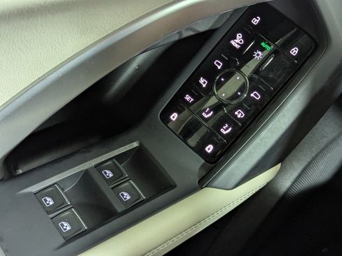 Certified 2025 Audi Q5 Premium w/ Premium Plus AWD/4WD image 22