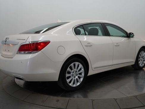 Used 2013 Buick LaCrosse Leather w/ Entertainment Package FWD image 7