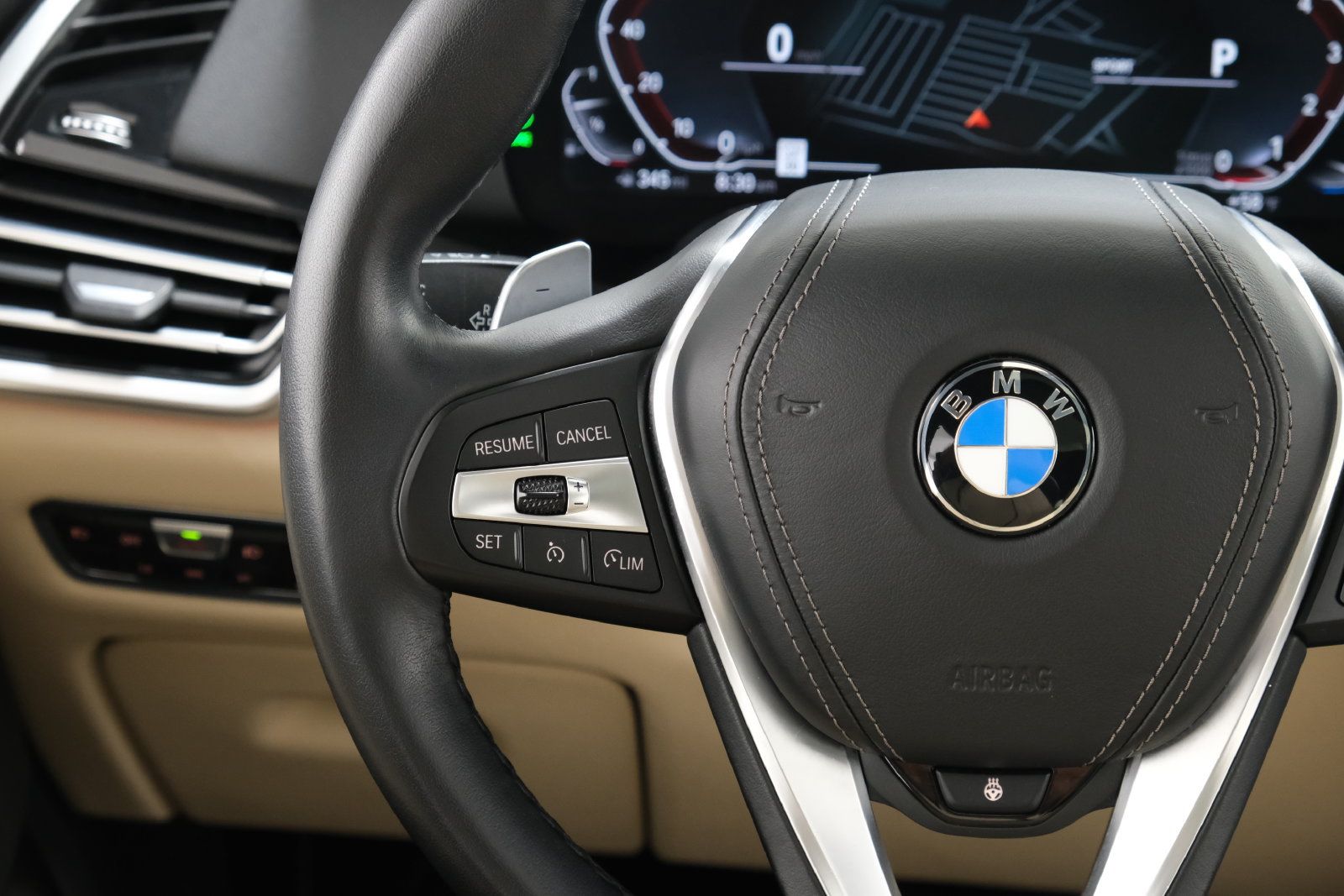 Used 2021 BMW X5 xDrive40i w/ Parking Assistance Package AWD/4WD image 12