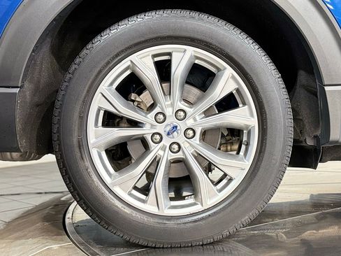 Used 2021 Ford Explorer Limited w/ Equipment Group 301A image 24