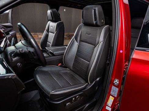 Used 2021 Cadillac Escalade Sport w/ Driver Assist Tech Package image 26