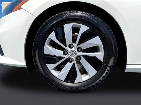Used 2022 Nissan Altima 2.5 S FWD image 35