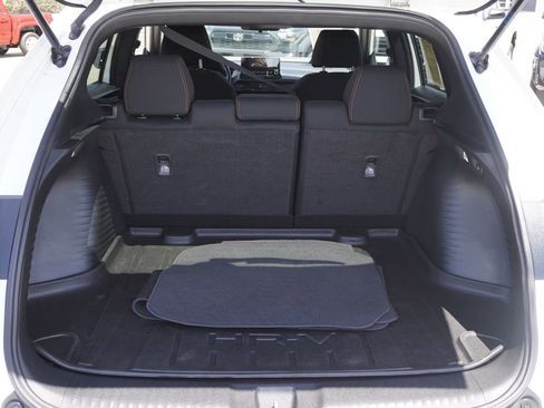 Used 2023 Honda HR-V Sport image 8