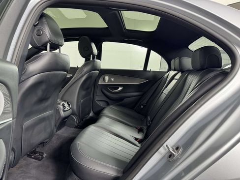 Used 2021 Mercedes-Benz E 350 4MATIC Sedan image 32