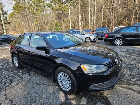Used 2014 Volkswagen Jetta S image 13