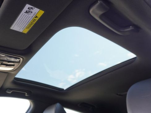 Used 2021 Kia Stinger GT2 image 18