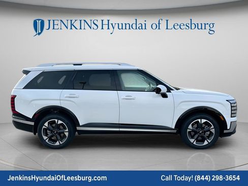 New 2026 Hyundai Palisade Limited FWD image 3