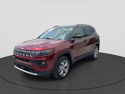 Used 2022 Jeep Compass Limited AWD/4WD image 4