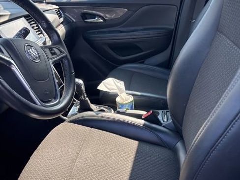 Used 2019 Buick Encore Preferred image 4