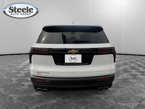 Certified 2024 Chevrolet Traverse LS FWD image 4