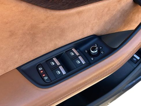 Used 2022 Audi Q7 3.0T Prestige image 22