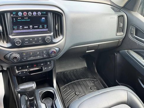 Used 2018 Chevrolet Colorado Z71 AWD/4WD image 5